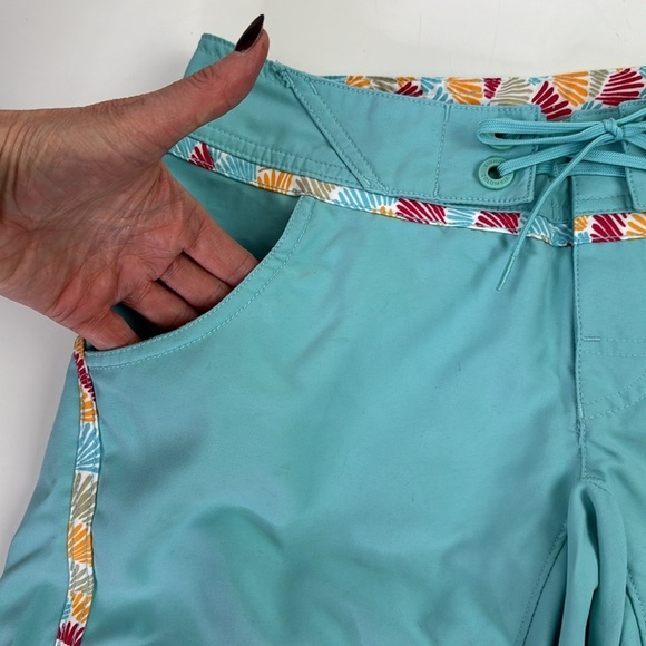 Columbia Turquise Women's Swim PFG Board Shorts - Picture 2 of 12